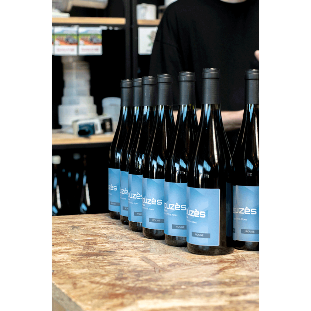 Bouteilles de vin personnalisées : un atout marketing pour les professionnels