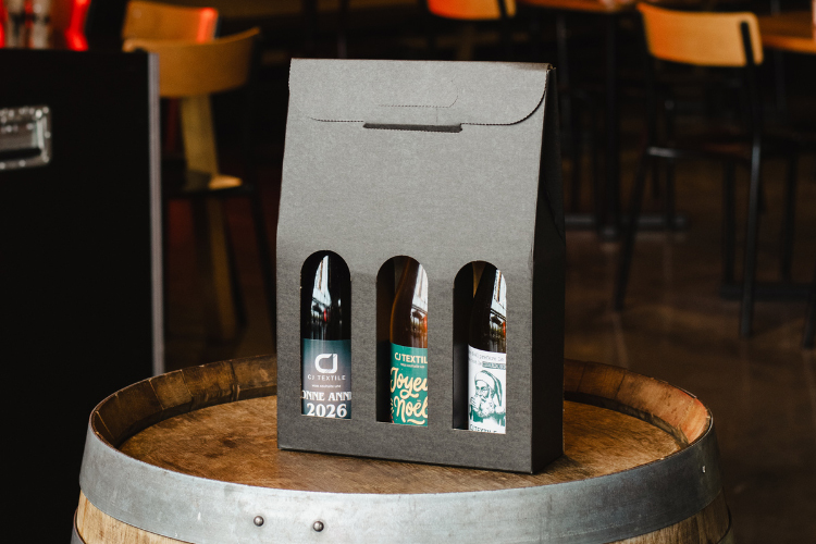 Idées de cadeaux d’entreprise pour Noël : pensez au vin personnalisé