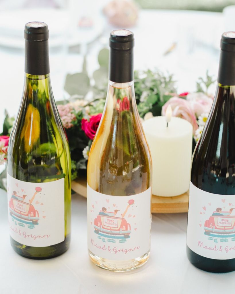 Bouteilles de mariage en décoration
