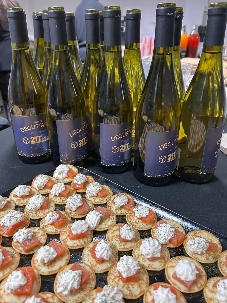 Bouteilles de vin personnalisées pour la fin d'année